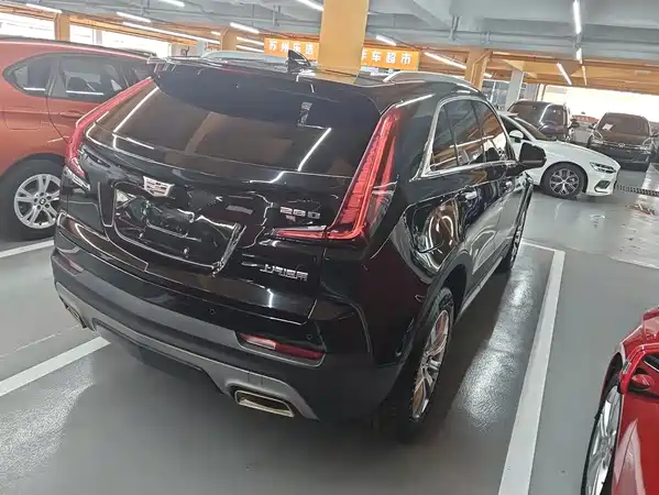 Cadillac XT4 2021