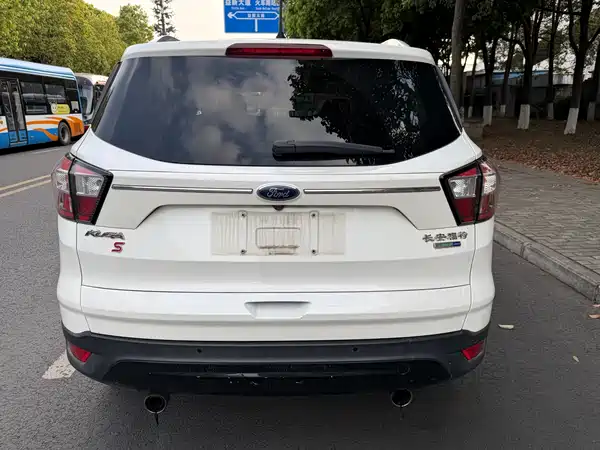 Ford Kuga 2017