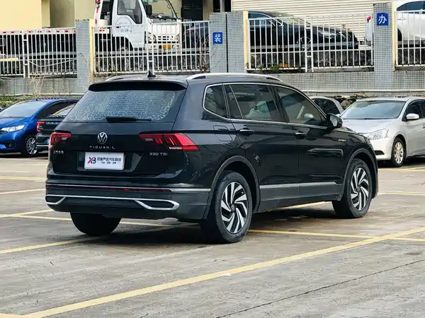 Volkswagen Tiguan L 2021