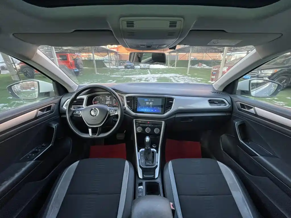 Volkswagen T-Roc 2019 — фото 16