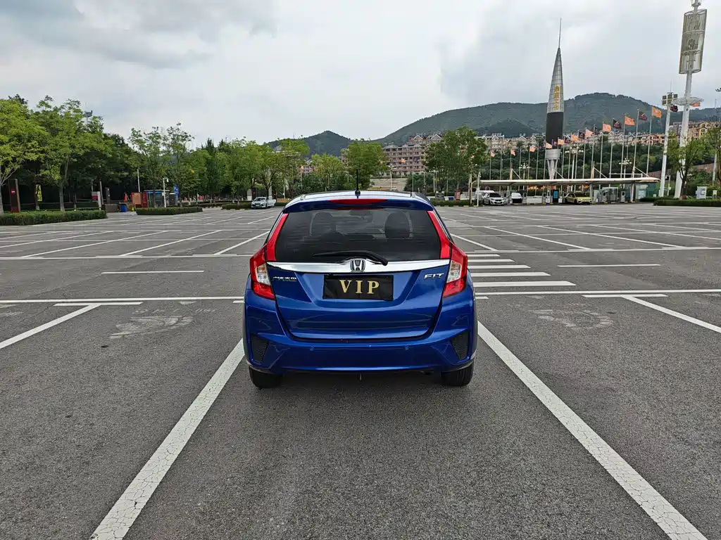 Honda Fit 2015 — фото 8