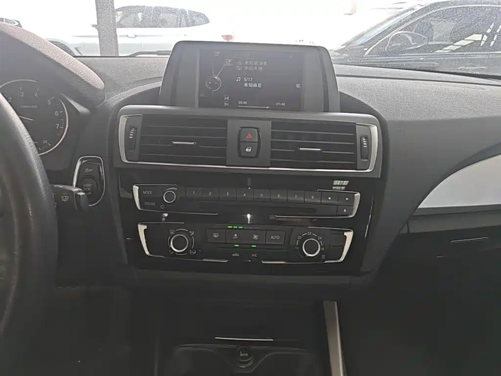 BMW 1 Series 2016 — фото 13