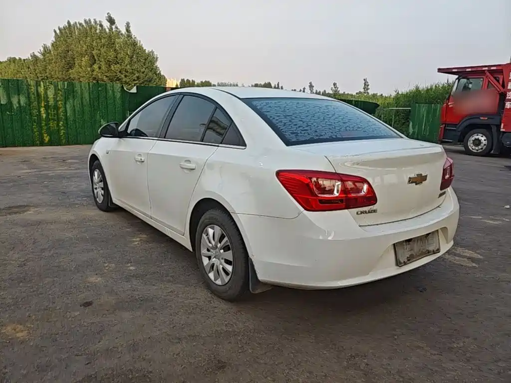 Chevrolet Cruze 2015 — фото 5