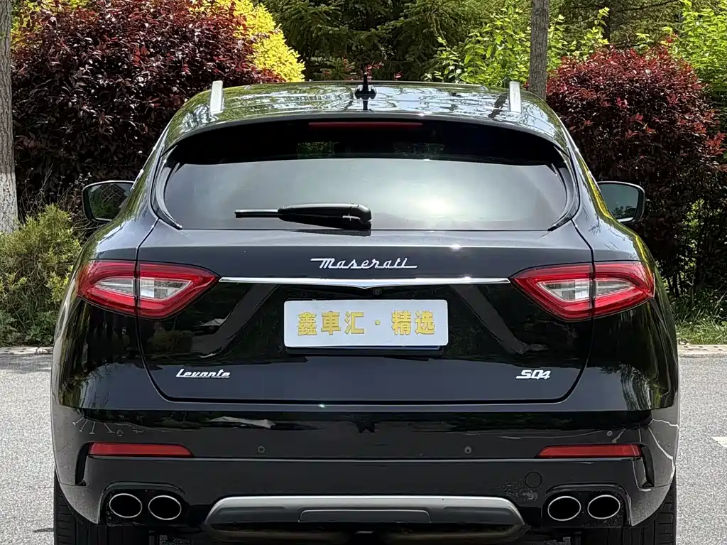 Maserati Levante 2018 — фото 11