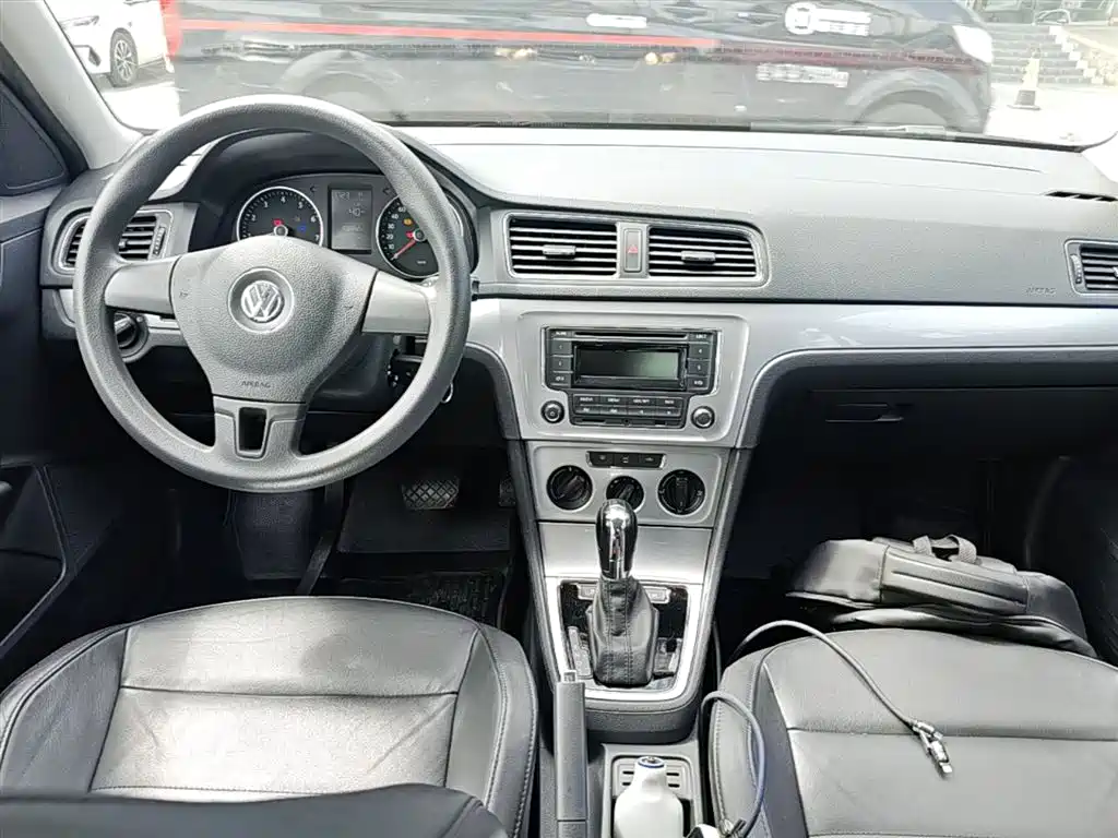 Volkswagen Gran Lavida 2015 — фото 10