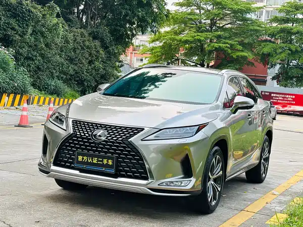 Lexus RX 2020