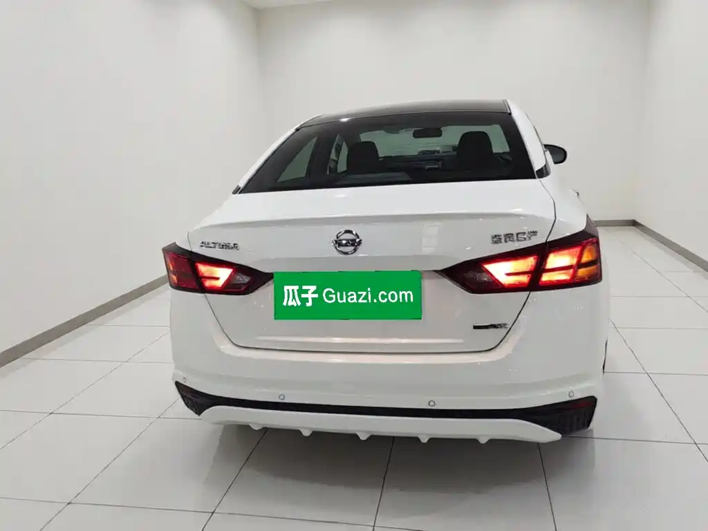 Nissan Teana 2022