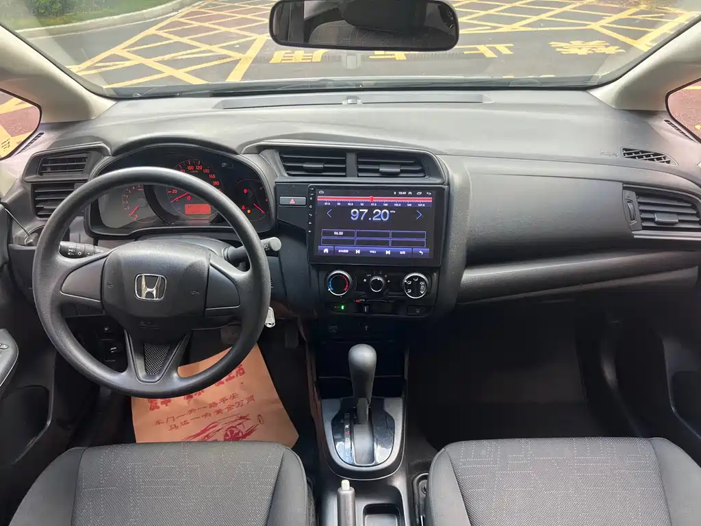 Honda Fit 2018 — фото 11