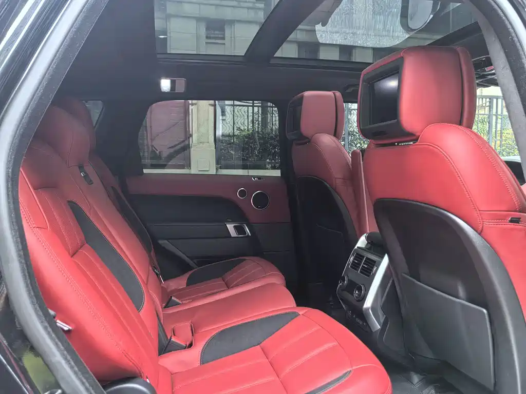 Land Rover Range Rover Sport 2022 — фото 13