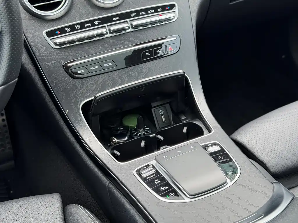 Mercedes-Benz C-Class 2021 — фото 11