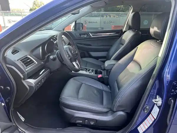 Subaru Legacy 2017