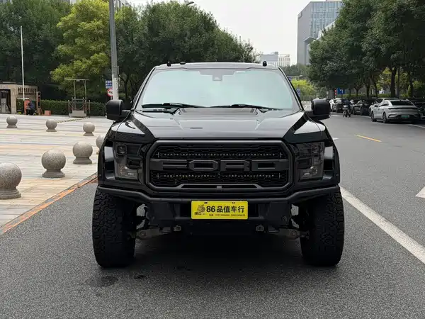Ford F-150 Raptor 2018