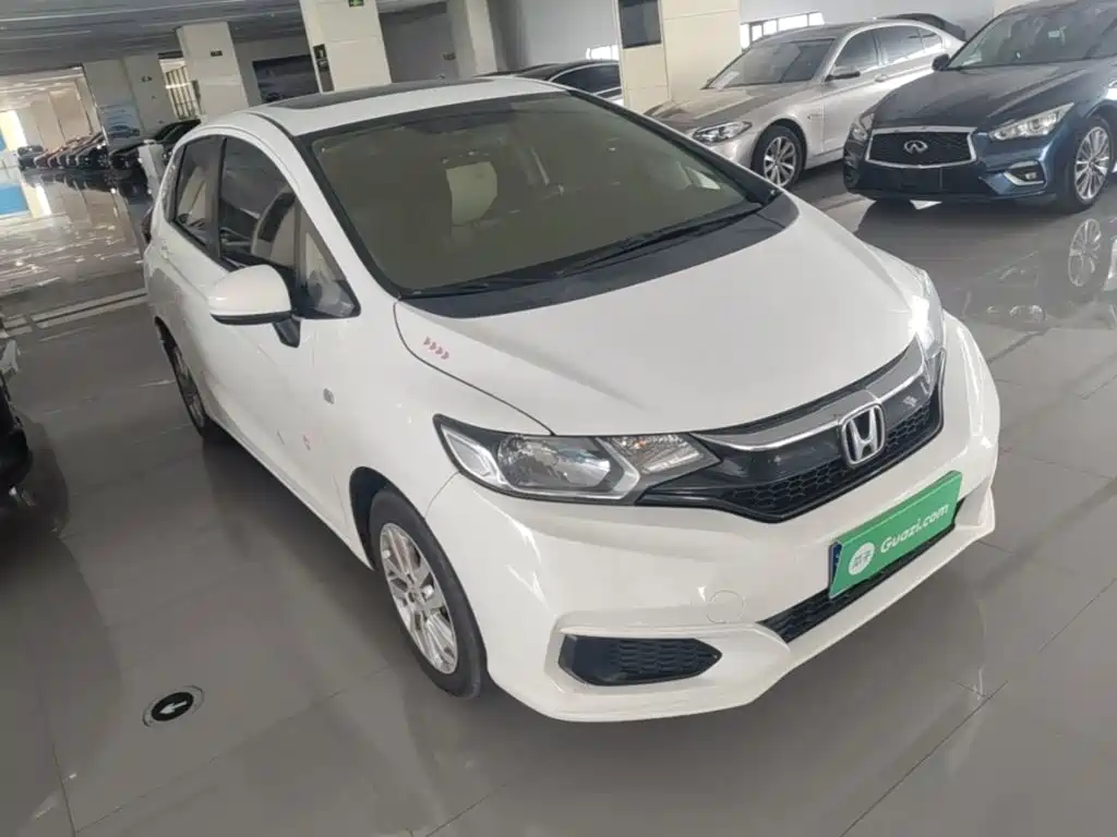 Honda Fit 2018 — фото 4