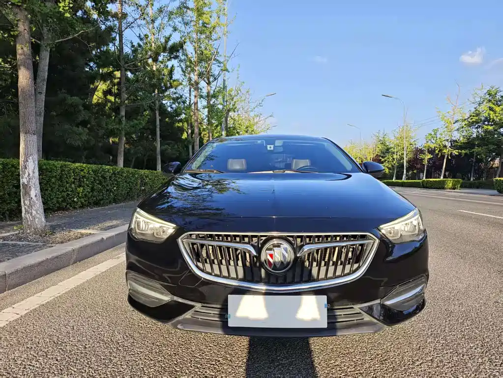 Buick Regal 2020 — фото 2