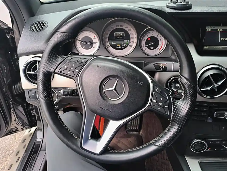 Mercedes-Benz GLK-Class 2014 — фото 15