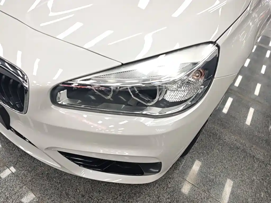 BMW 2 Series Station Wagon 2016 — фото 24