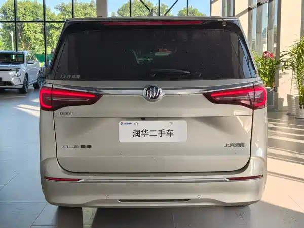 Buick GL8 2021