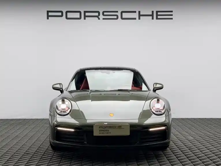 Porsche 911 2021 — фото 2