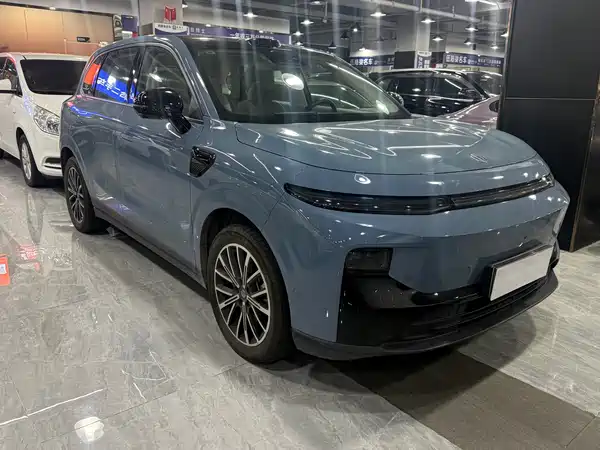 Leapmotor B10 2025
