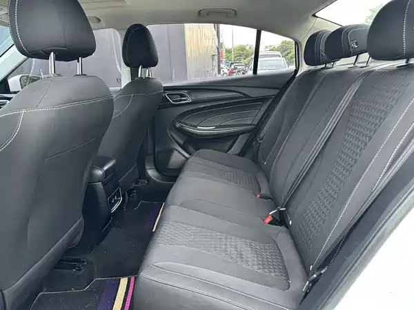 Roewe i5 2021