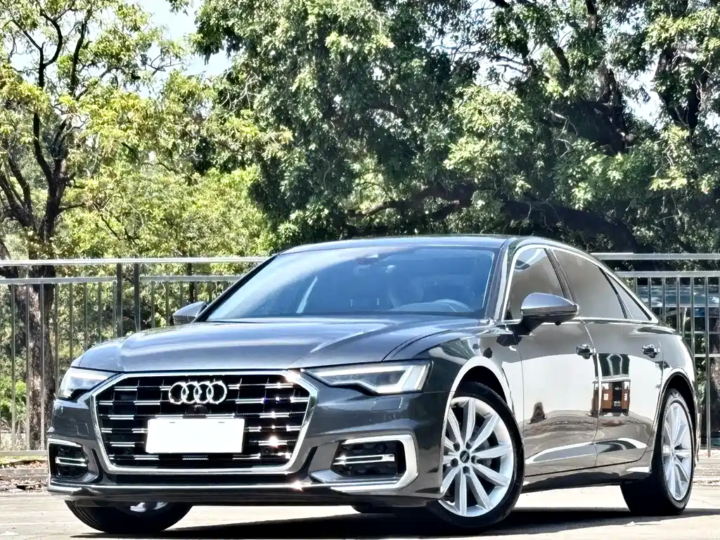 Audi A6L 2023 — фото 1