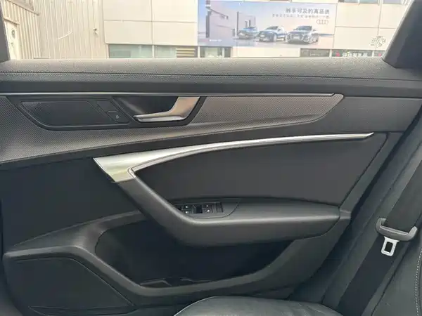 Audi A6L 2021