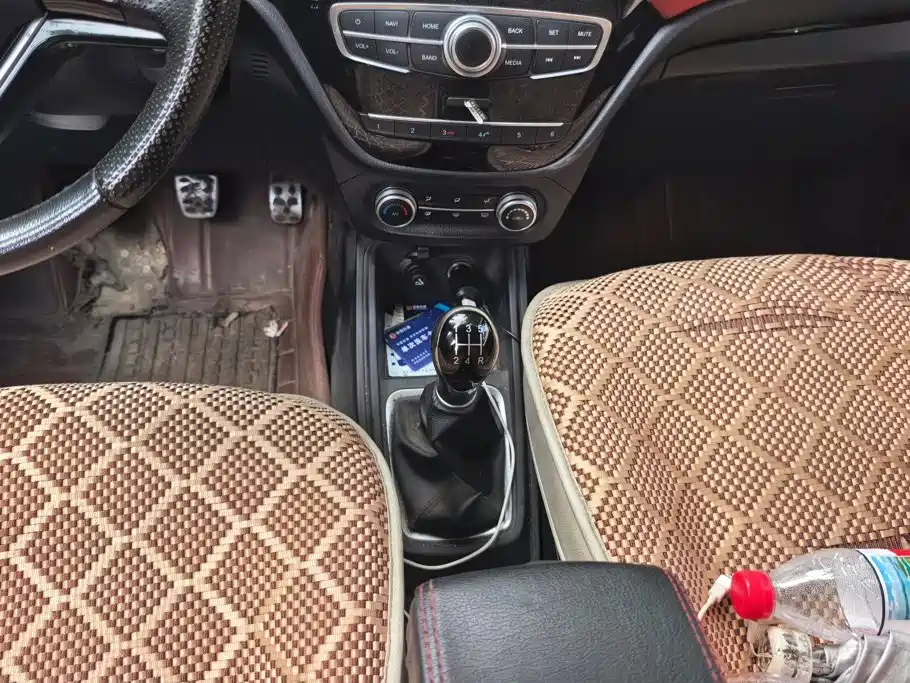 Haval H1 2015 — фото 16