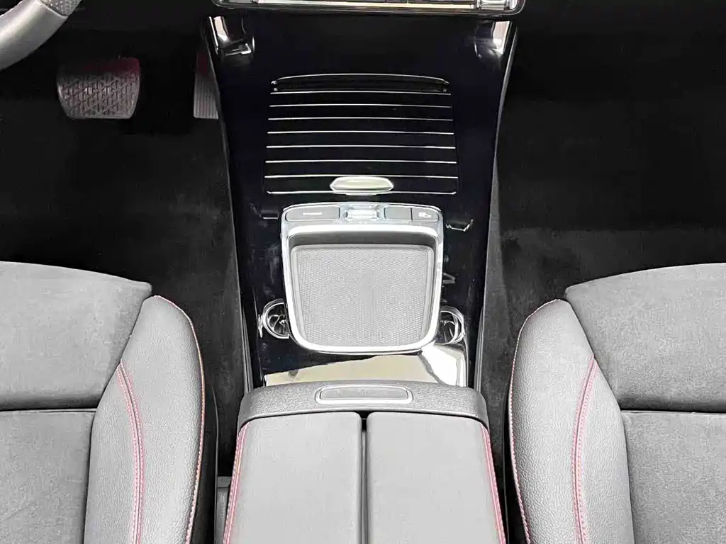 Mercedes-Benz A-Class 2025 — фото 19