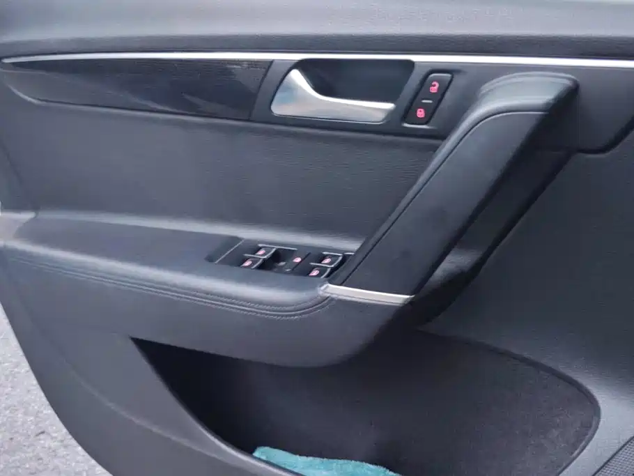 Volkswagen Magotan 2014