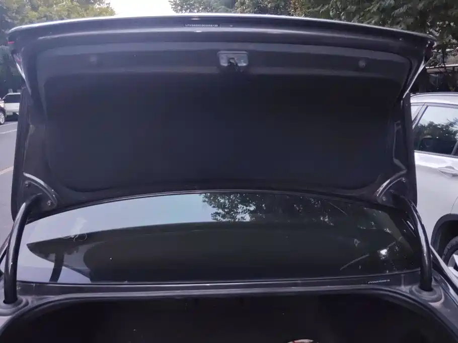 Volkswagen Magotan 2014