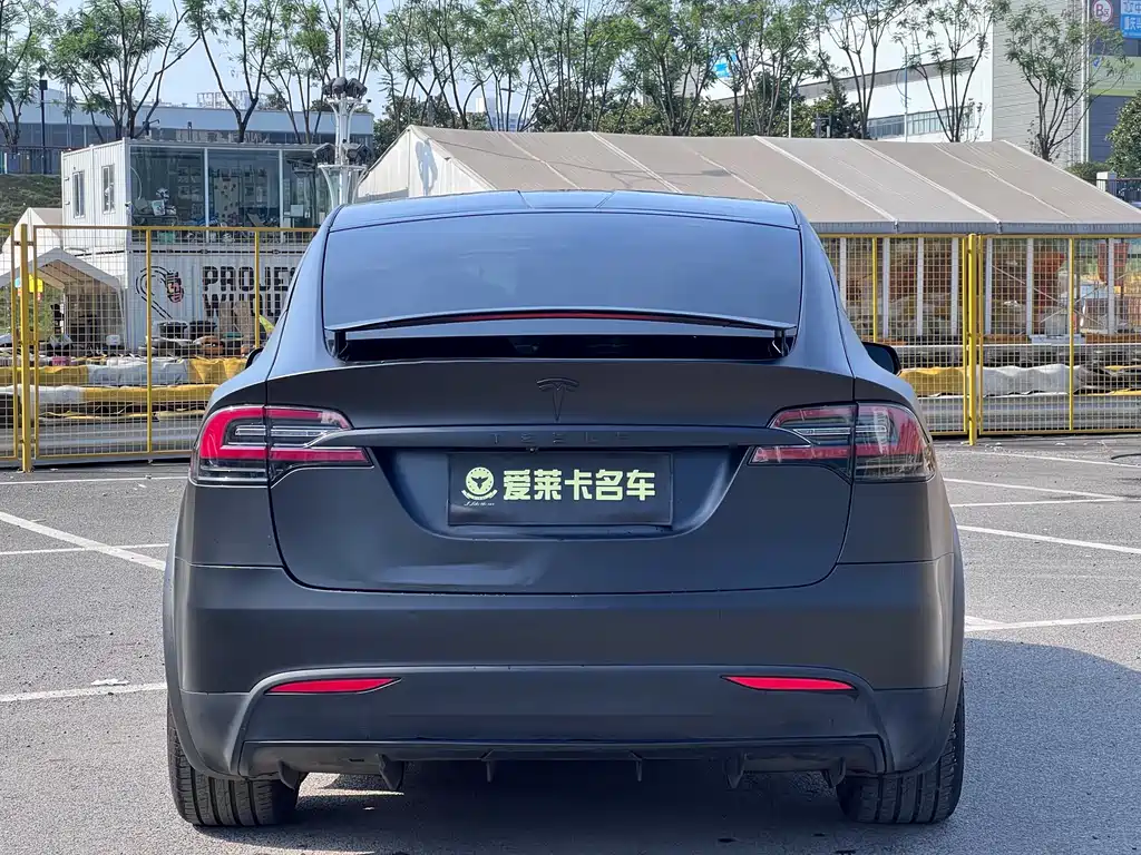 Tesla Model X 2020 — фото 4