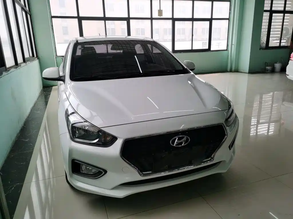 Hyundai Verna 2018 — фото 22