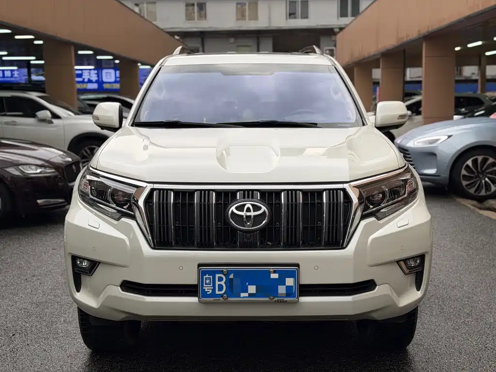 Toyota Prado 2018 — фото 2