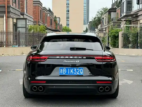 Porsche Panamera 2019
