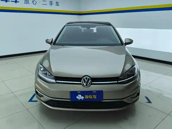 Volkswagen Golf 2020