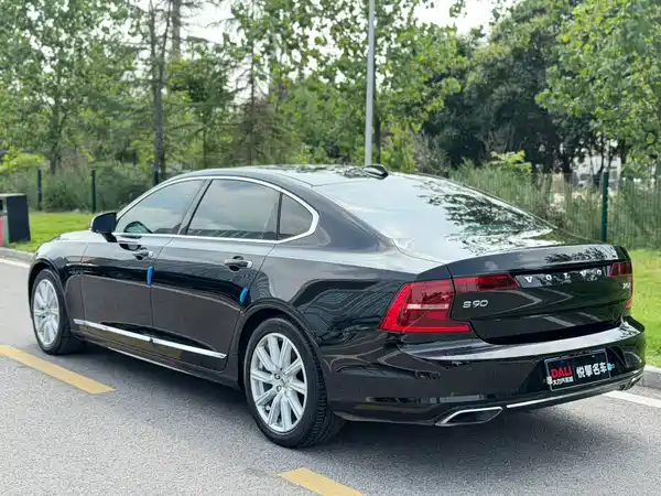 Volvo S90 2020