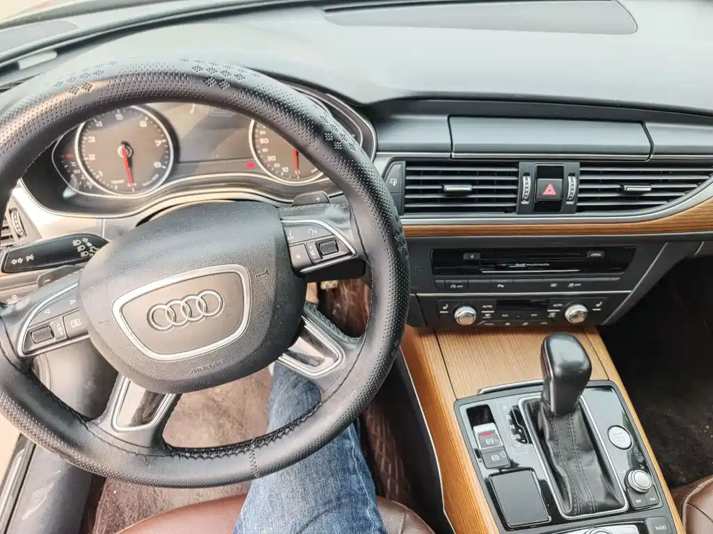 Audi A6L 2018 — фото 16