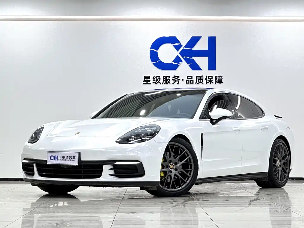Porsche Panamera 2017 — фото 1