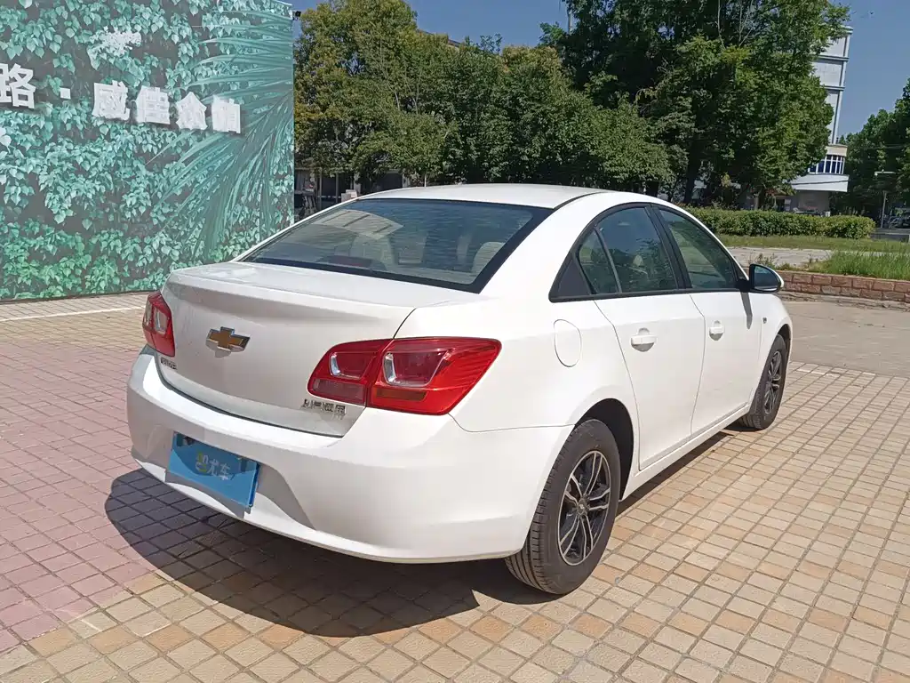 Chevrolet Cruze 2016 — фото 14