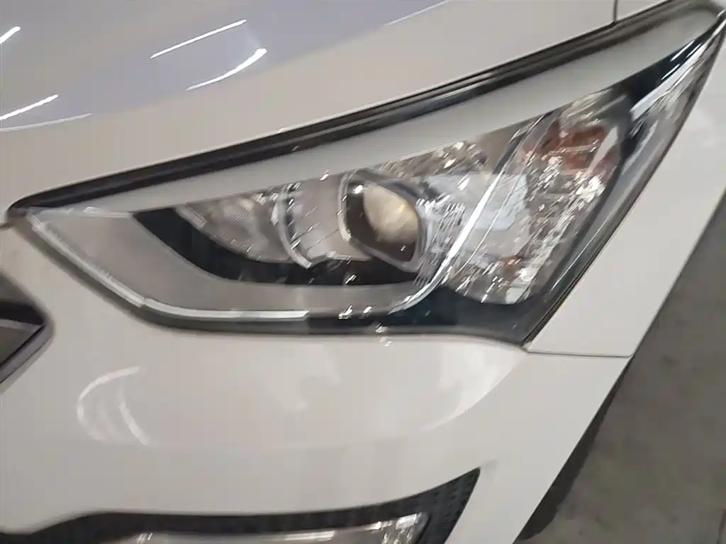 Hyundai Santa Fe 2015 — фото 24