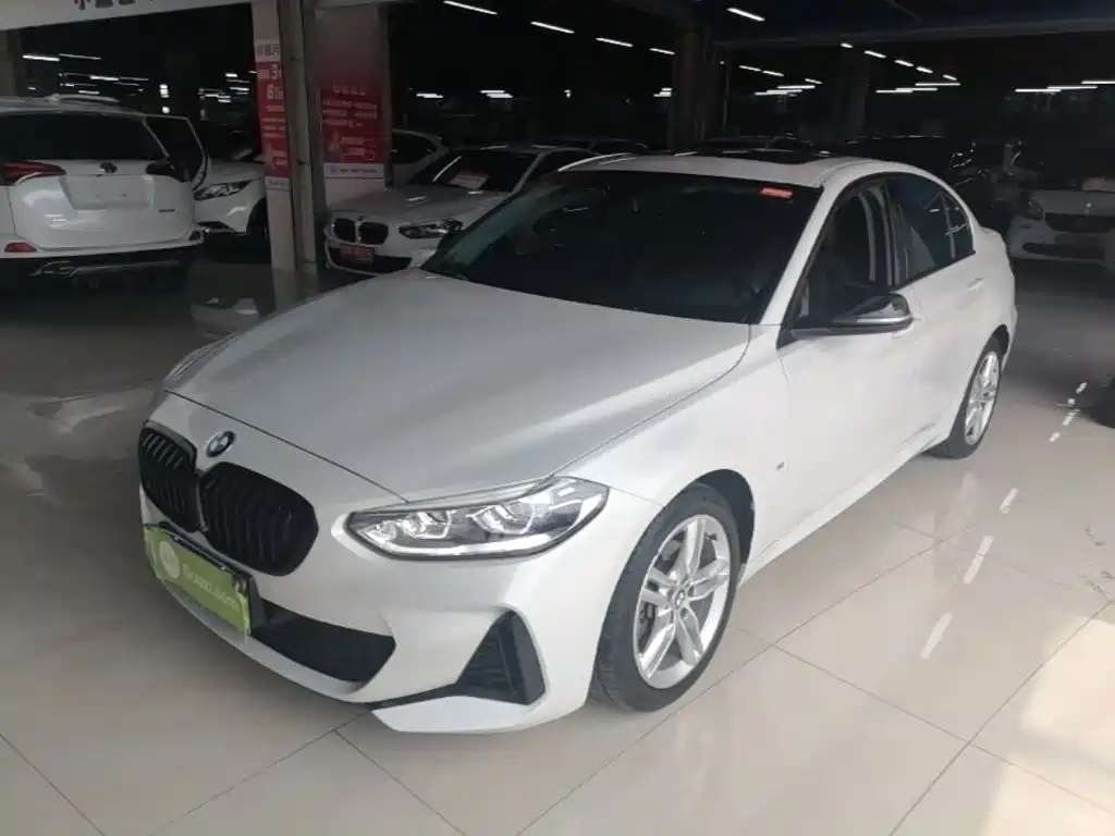 BMW 1 Series 2021