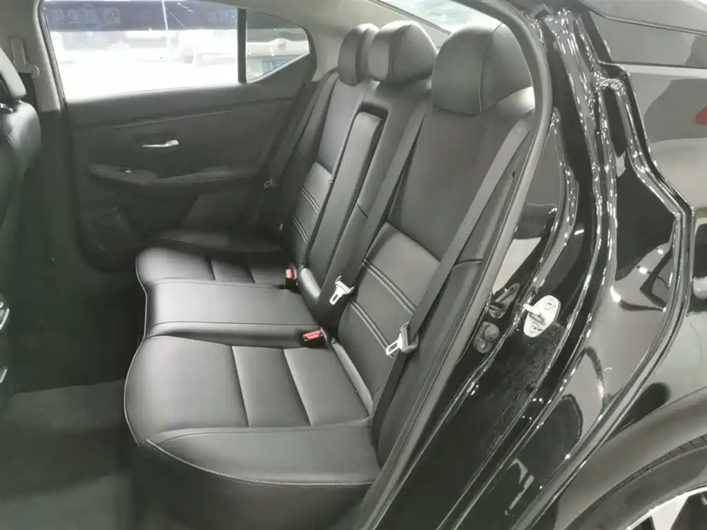 Nissan Sylphy 2024 — фото 13
