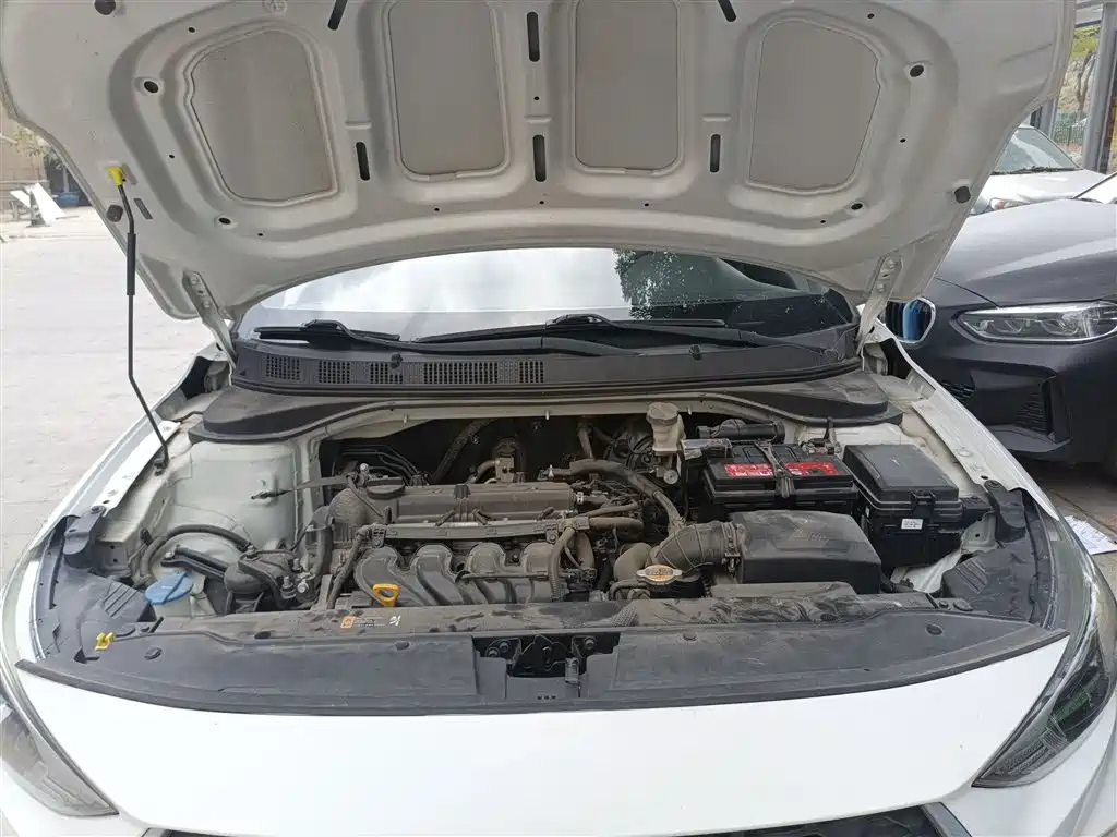 Hyundai Elantra 2019 — фото 23