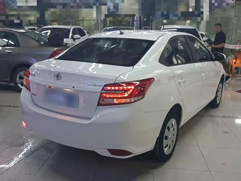 Toyota Vios 2019 — фото 7