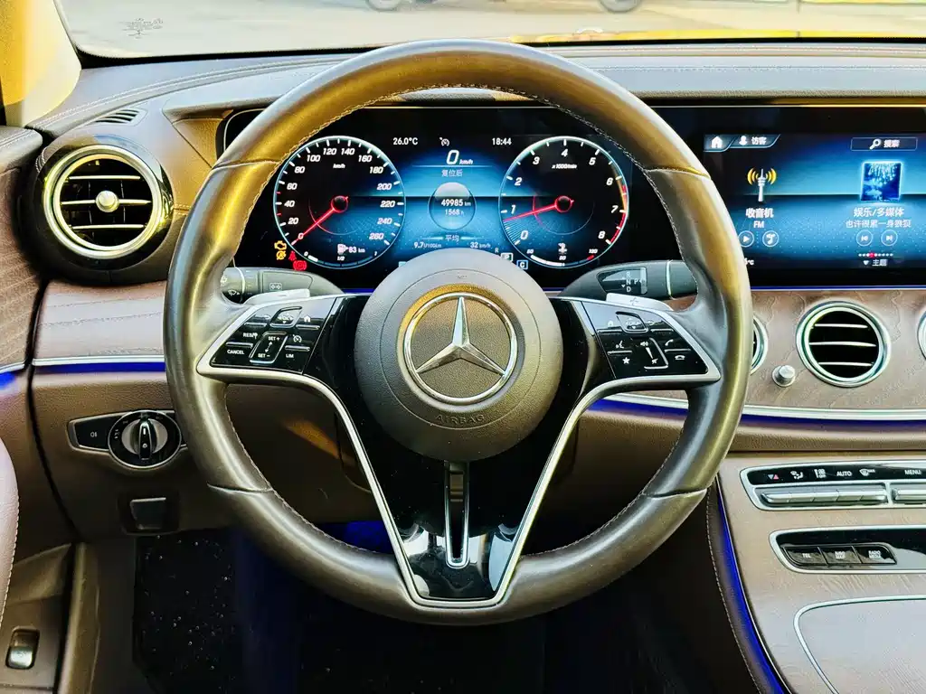 Mercedes-Benz E-Class 2022