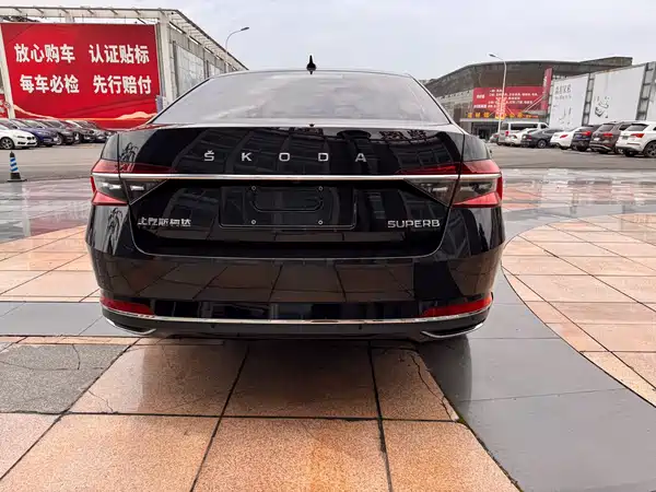 Skoda Superb 2023