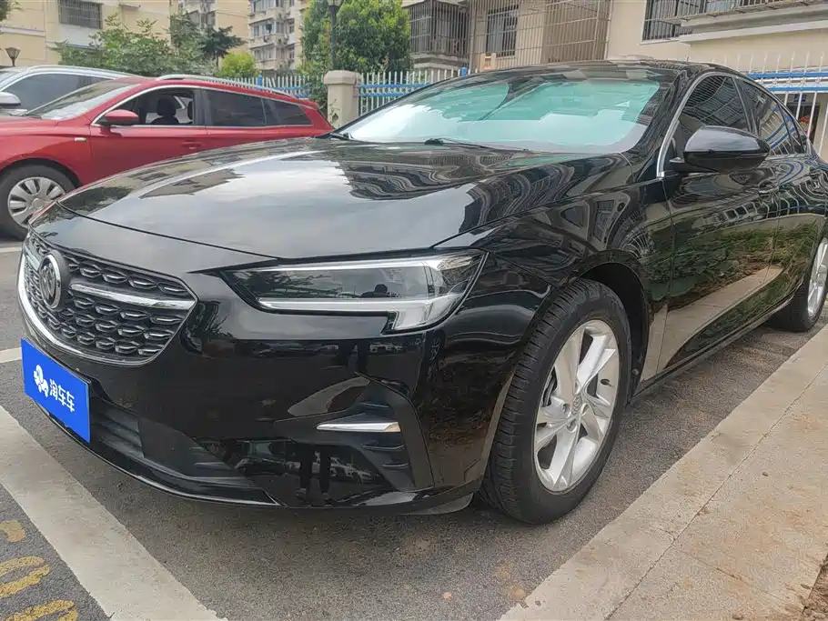 Buick Regal 2021