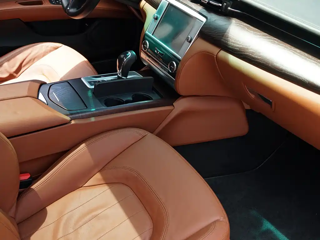 Maserati Quattroporte 2014 — фото 14