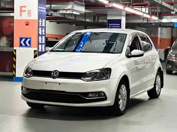 Volkswagen Polo 2015