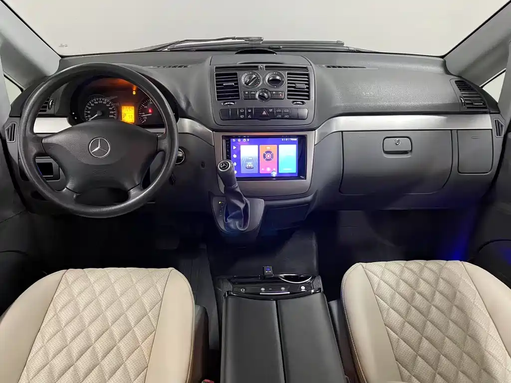Mercedes-Benz Vito 2015 — фото 12